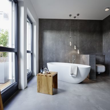 badplanung, bad, wanne, waschtisch, private-spa, freistehende wanne, doppelwaschtisch, holz, beton wand, fugenlos, Boden, Wände